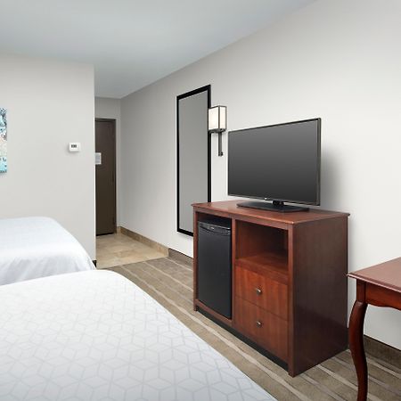 Holiday Inn Express Boston North-Woburn By Ihg מראה חיצוני תמונה