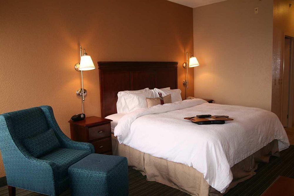Holiday Inn Express Boston North-Woburn By Ihg מראה חיצוני תמונה