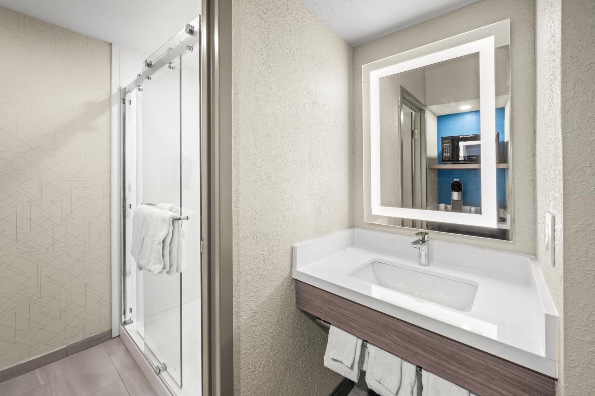 Holiday Inn Express Boston North-Woburn By Ihg מראה חיצוני תמונה